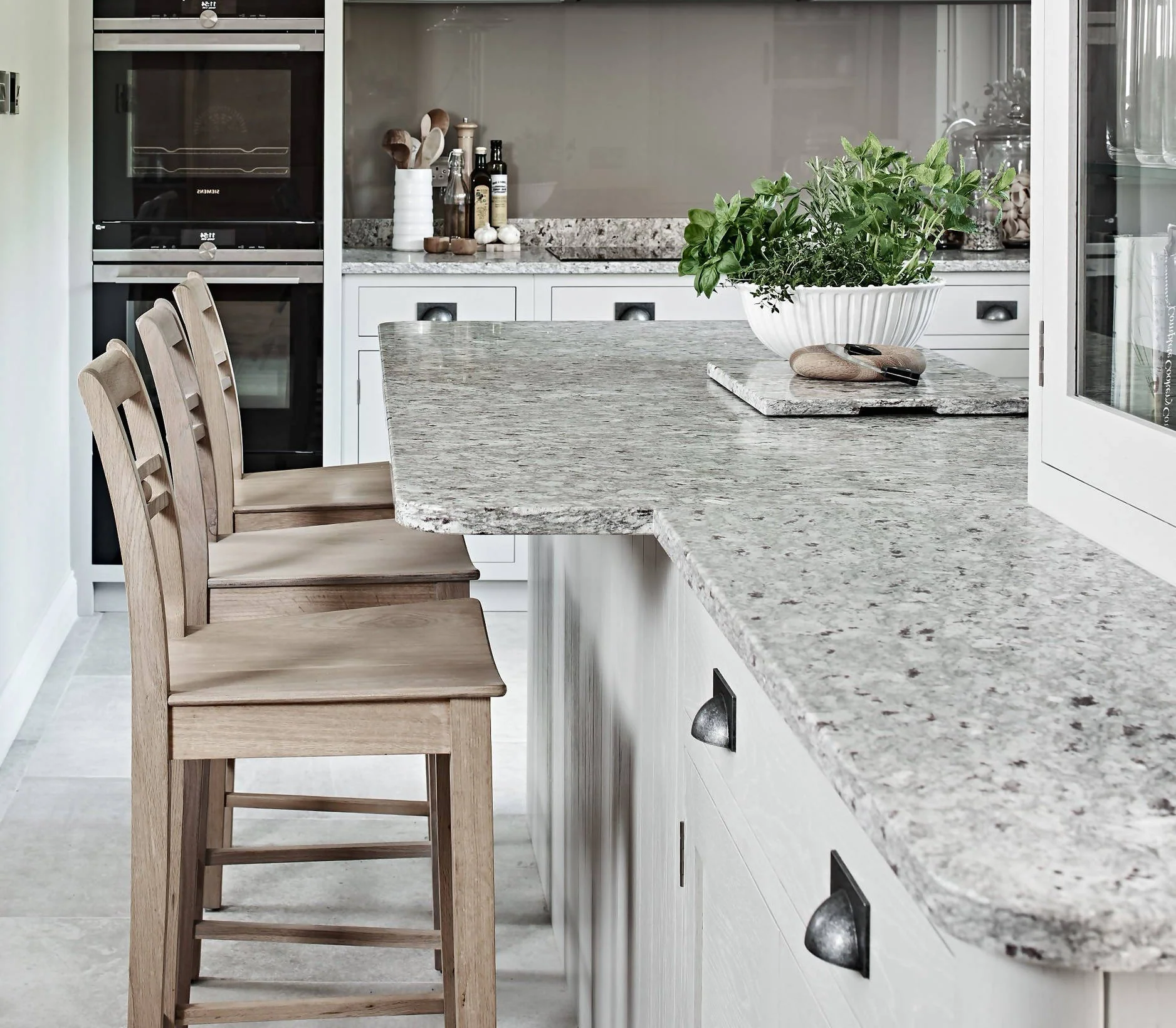 AMBROSIA WHITE GRANITE - Image 3