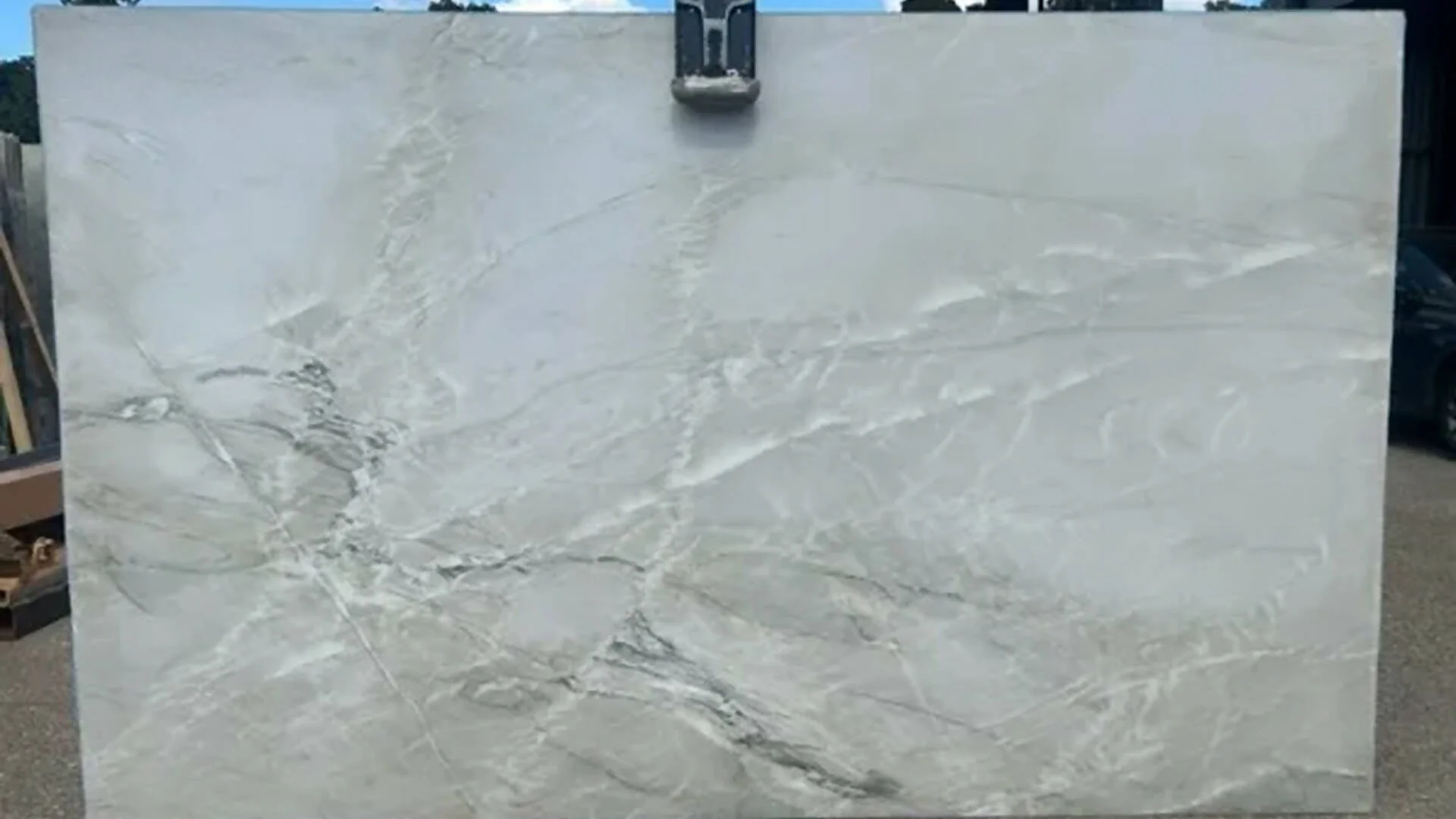 BIANCO SUPERIORE QUARTZITE