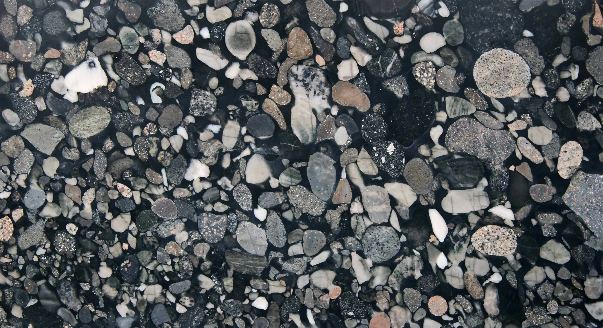 BLACK MARINACE GRANITE - Image 2