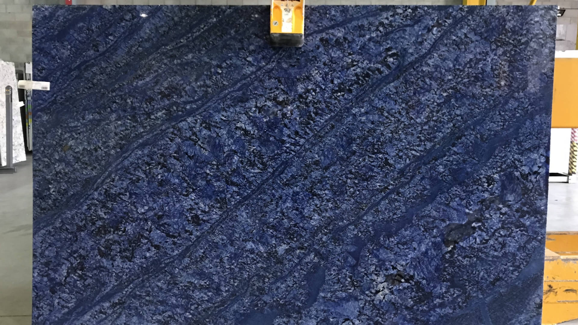 BLUE MARE GRANITE - Image 2