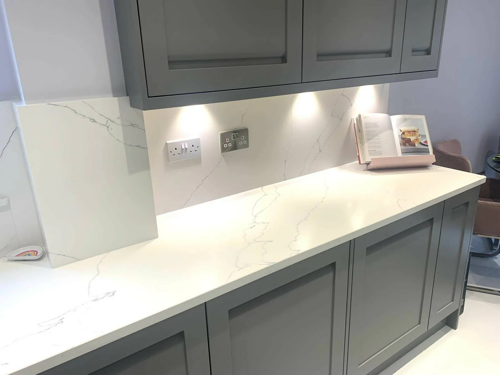 CARRARA FLOWERY EXTRA QUARTZ - Image 3