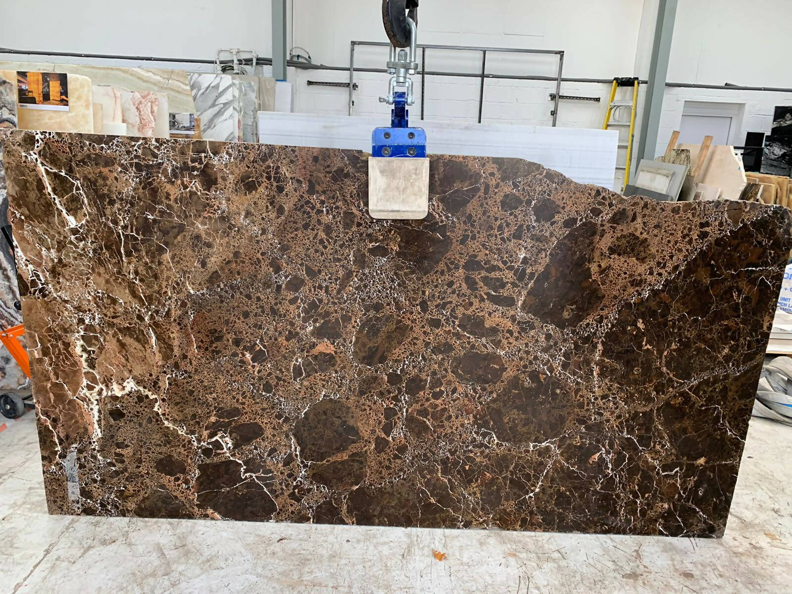 EMPERADOR GOLD MARBLE
