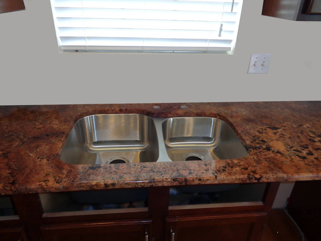 JUPARANA BORDEAUX GRANITE - Image 3