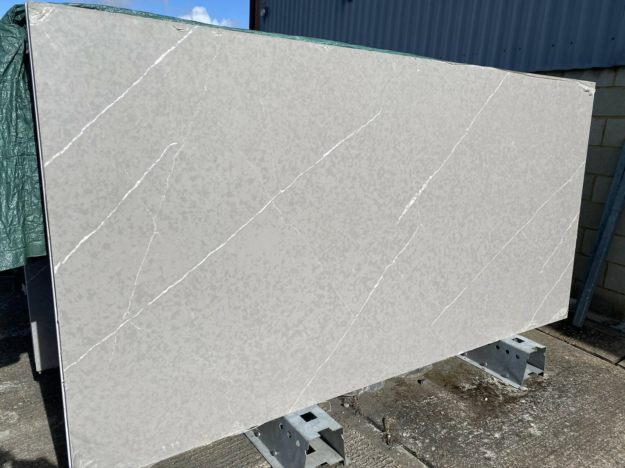 PIETRA GREY QUARTZ - Image 2