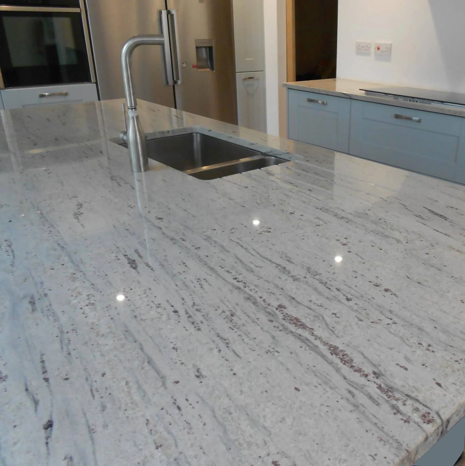 RIVER WHITE GRANITE - Image 3