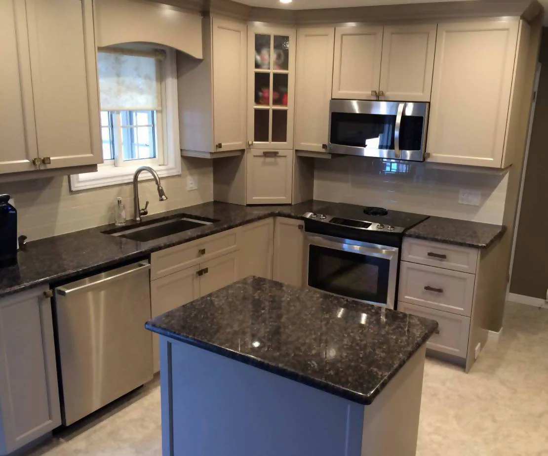 SAPPHIRE BROWN GRANITE - Image 3