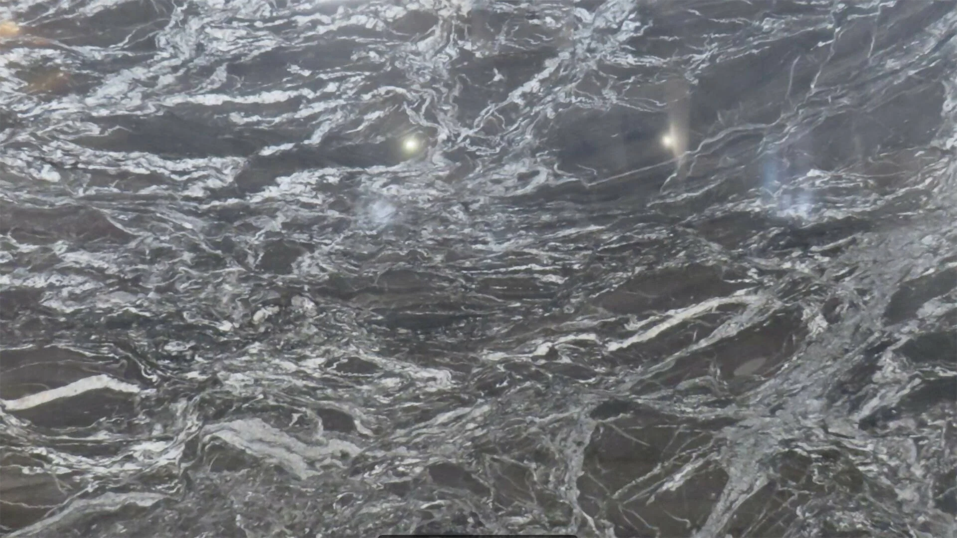 SILVER WAVES GRANITE - Image 2