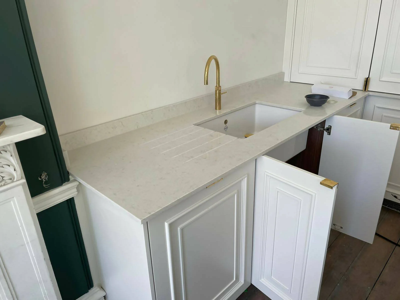SNOWY IBIZA SILESTONE - Image 3